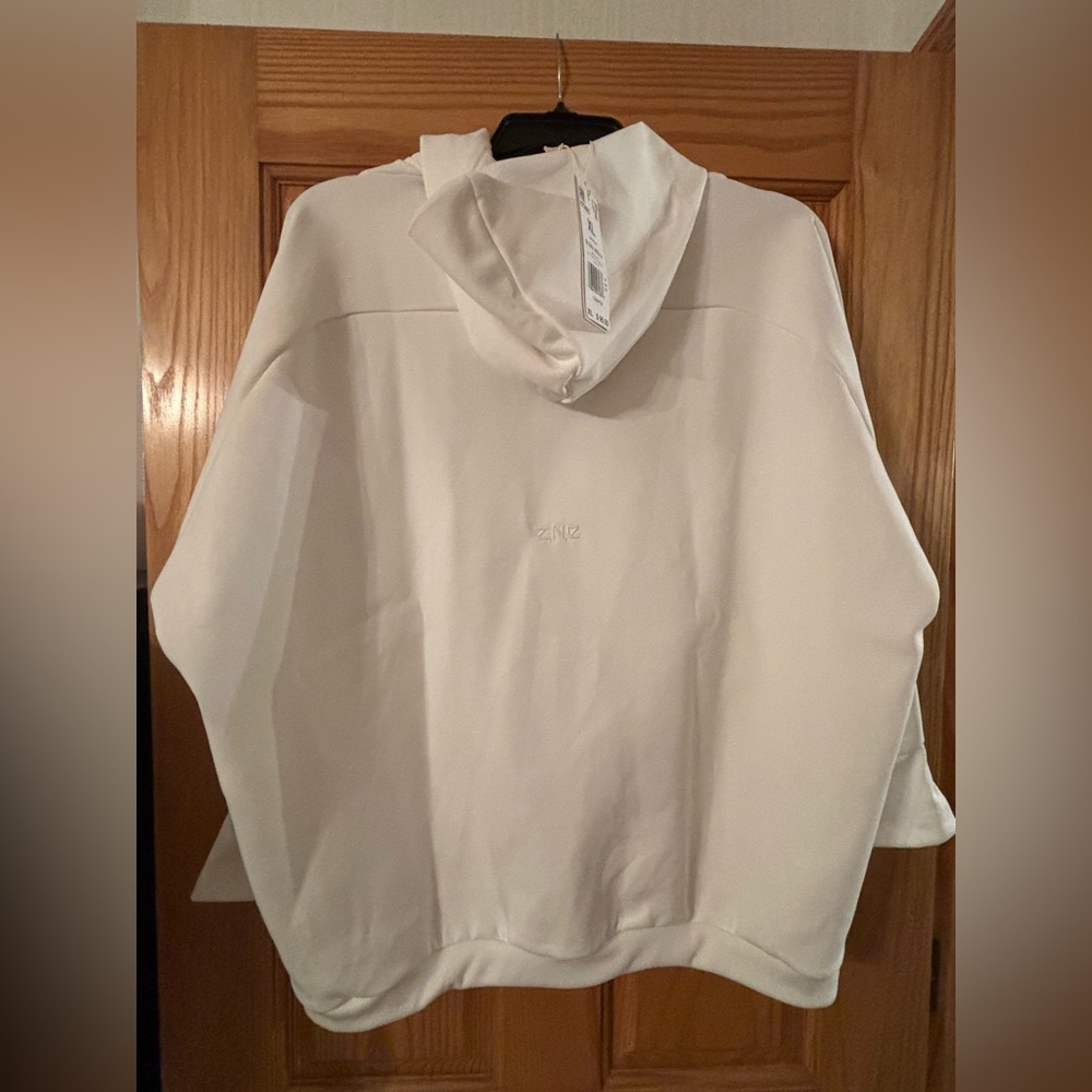 Adidas Women's White Tracksuit Set XL Hoodie and L joggers NWT! - Picture 10 of 13